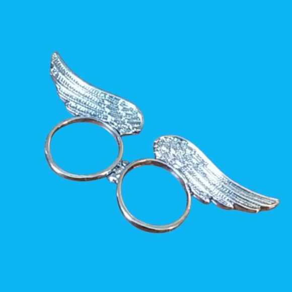 Silver Tone Double Finger Angel Wings Ring - Picture 8 of 8